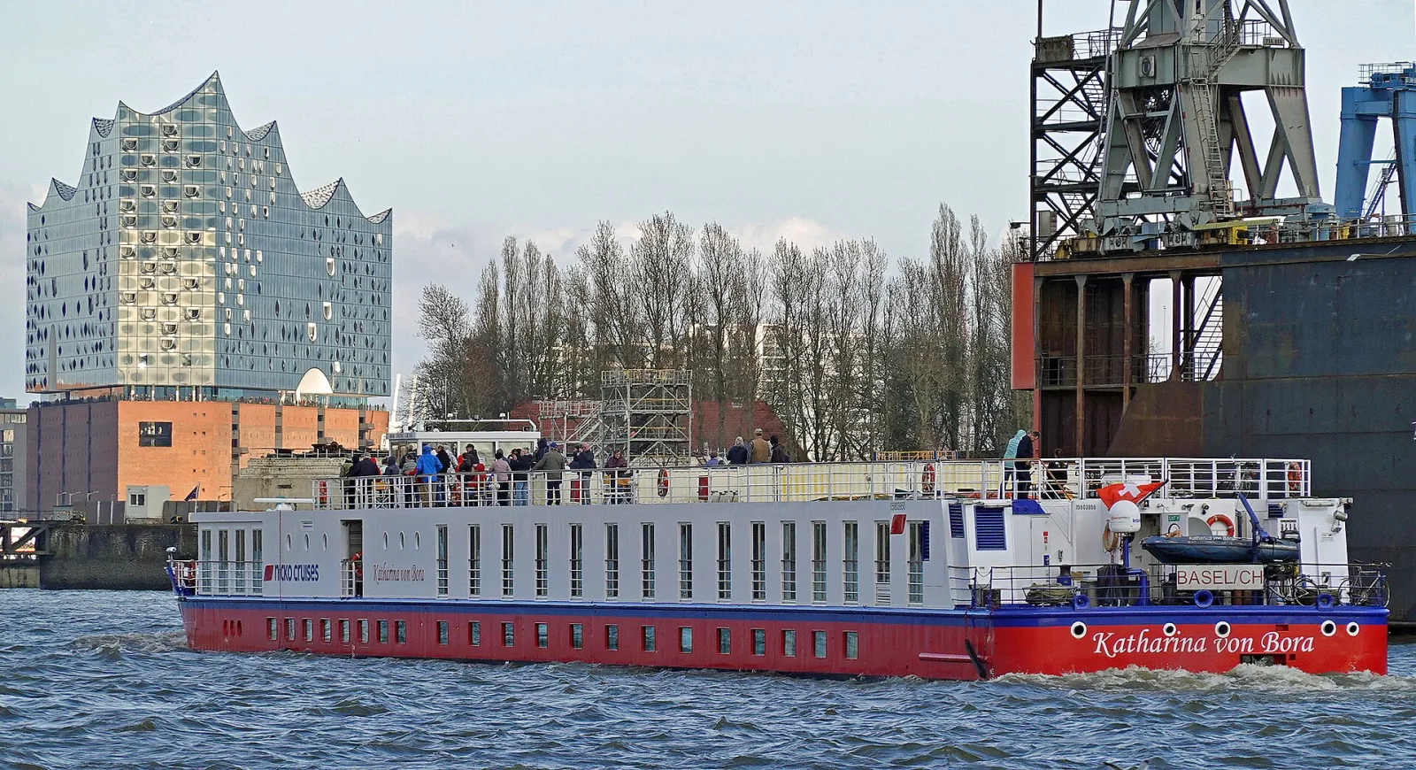 Außenansicht des Flusskreuzfahrtschiffs KATHARINA VON BORA.
