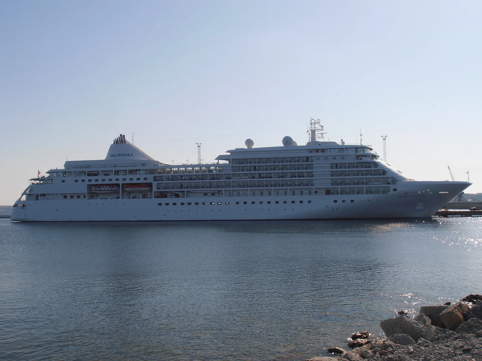 Außenansicht des Kreuzfahrtschiffs Silver Whisper.